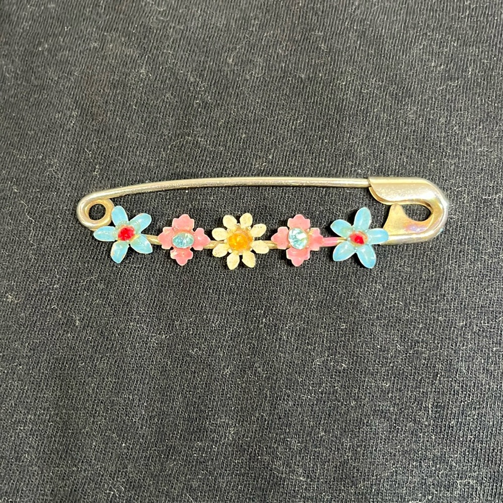 Flower Safety Pin Brooch